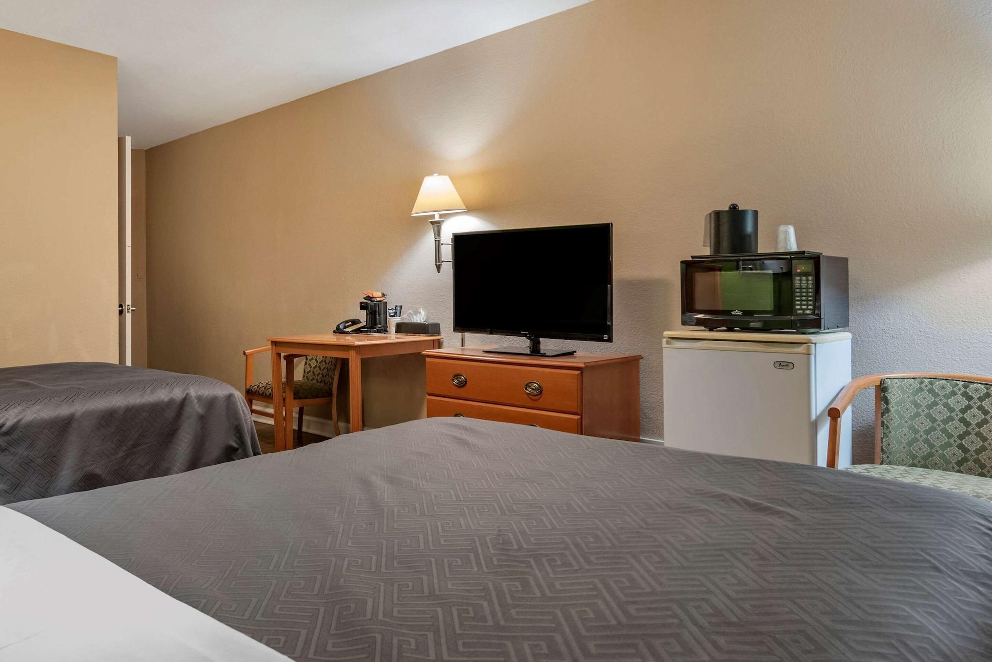 Econo Lodge Tallahassee Near Capital -University Экстерьер фото