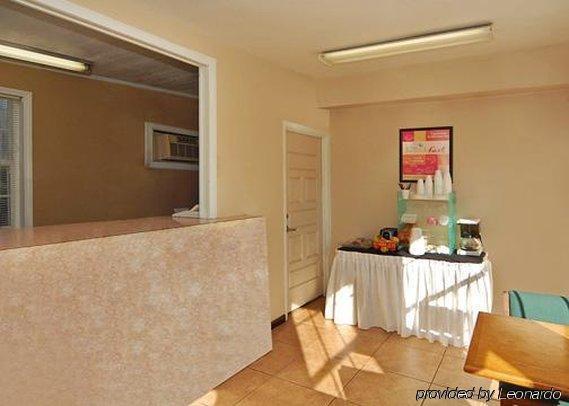Econo Lodge Tallahassee Near Capital -University Интерьер фото